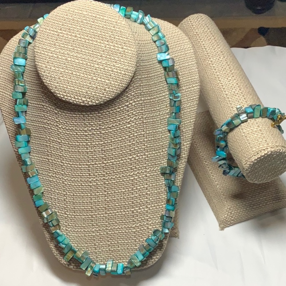 Jewelry lot Bracelet Earrings Necklace Fashion